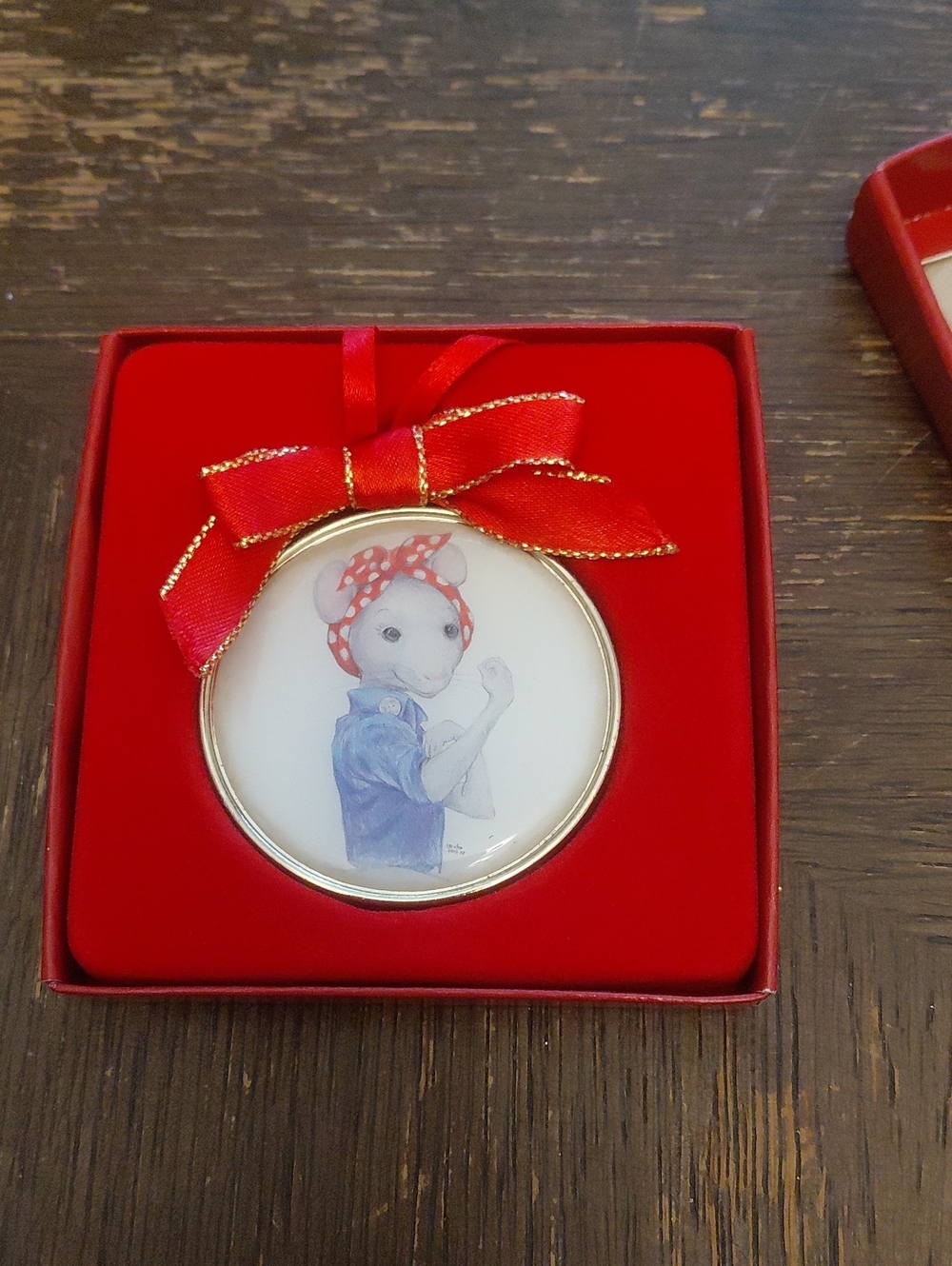 Cute Rosie Tte Riviter Mouse Christmas Ornament